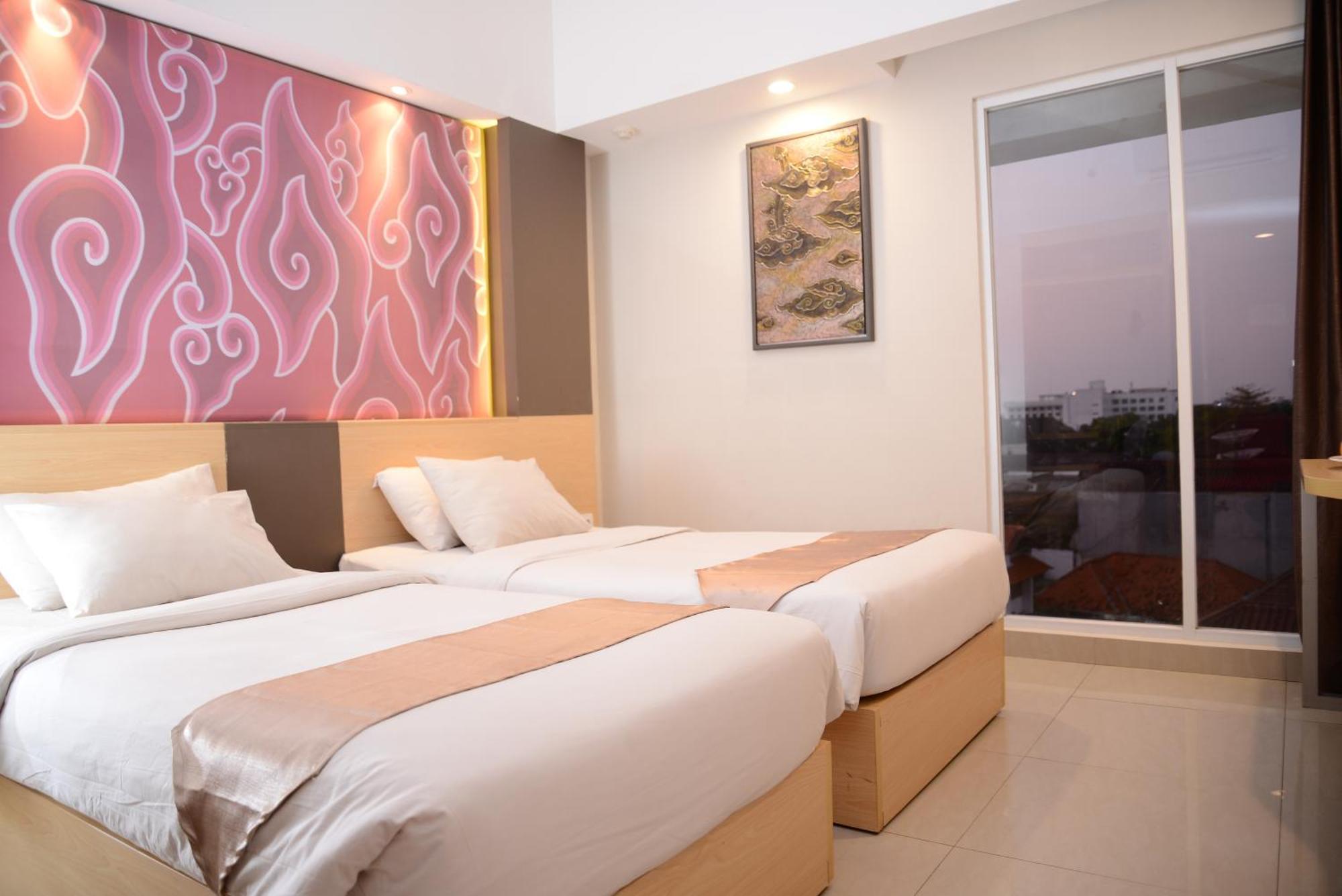 Metland Hotel Cirebon Exterior foto